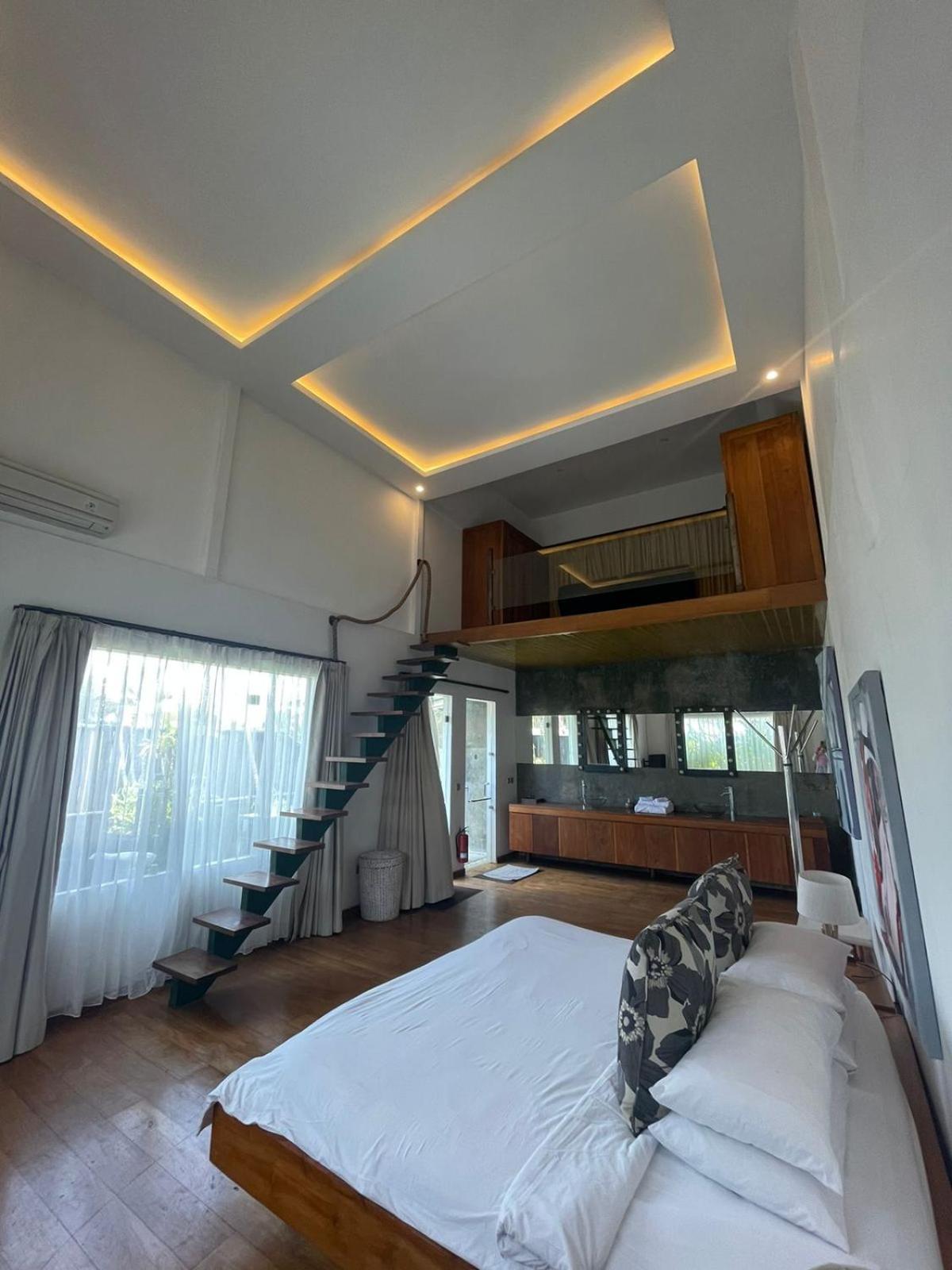 Saga Villas Ultra Seminyak  Exterior photo